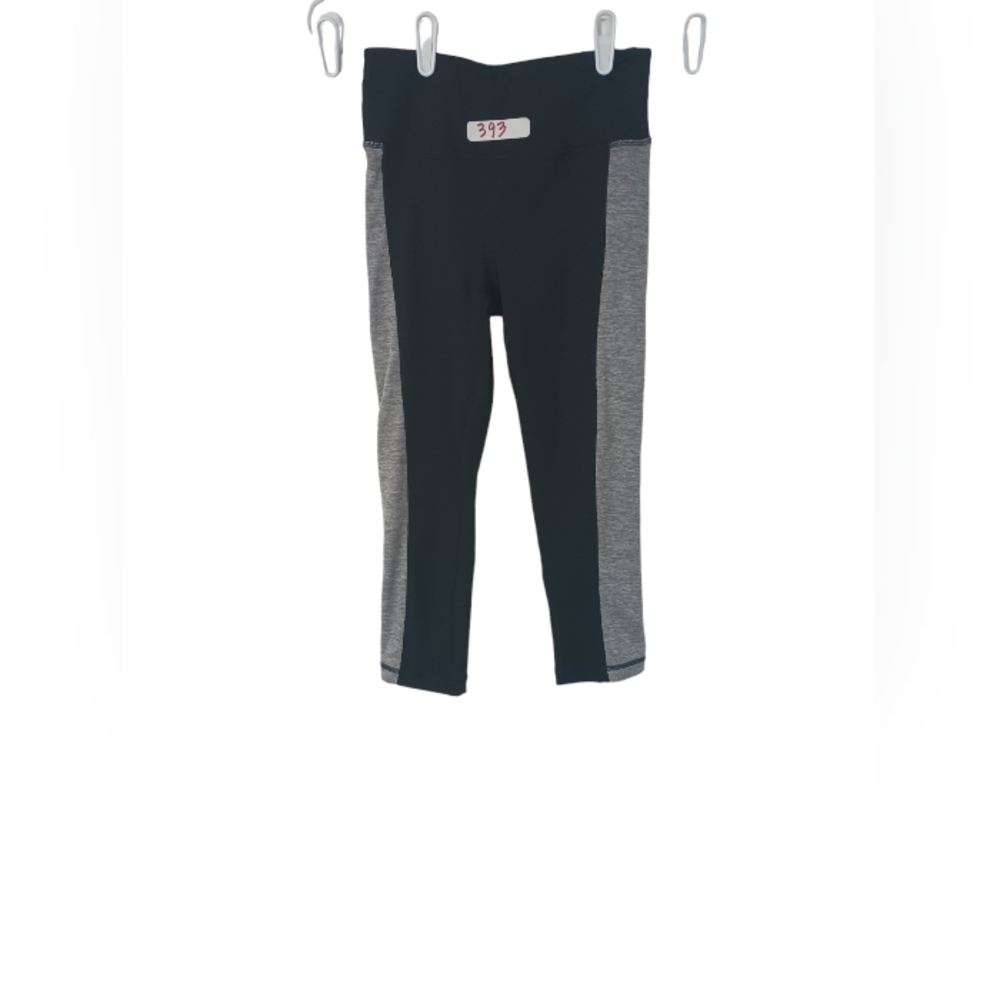 Pre owned Woman's Ideology yoga leggings  size XS easycare perfect fit pants
